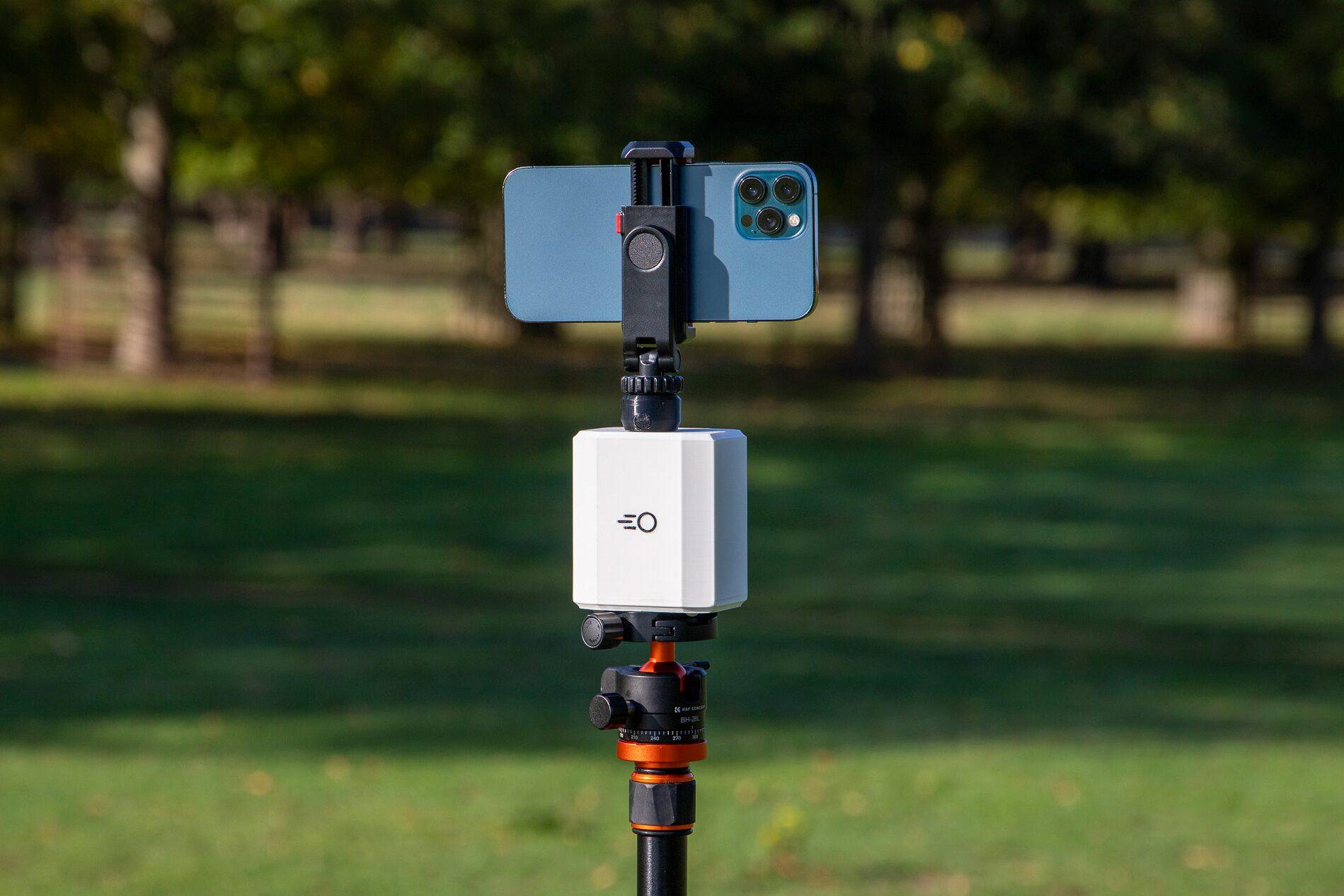 Pitchwise mount